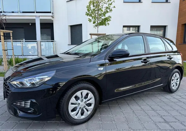 samochody osobowe Hyundai I30 cena 54900 przebieg: 67000, rok produkcji 2020 z Gniezno